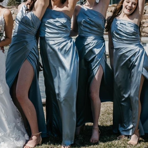 TALL CHARMEUSE ONE SHOULDER BRIDESMAID DRESS DUSTY BLUE size 4 - Picture 2 of 5